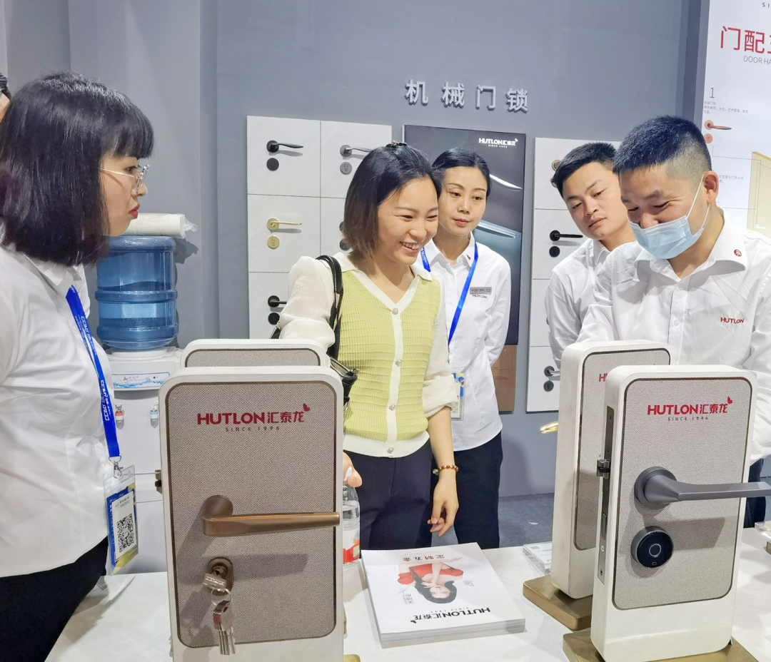 1682415727486880.png 匯泰龍全屋五金震撼亮相2023中國成都建博會!