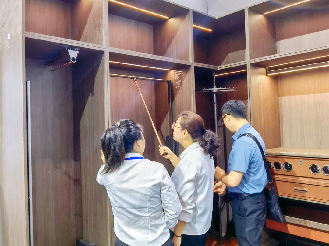 1682415903556636.png 12.png