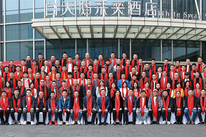 龍啟新篇,創(chuàng)變2025丨匯泰龍經(jīng)銷商年會圓滿召開!